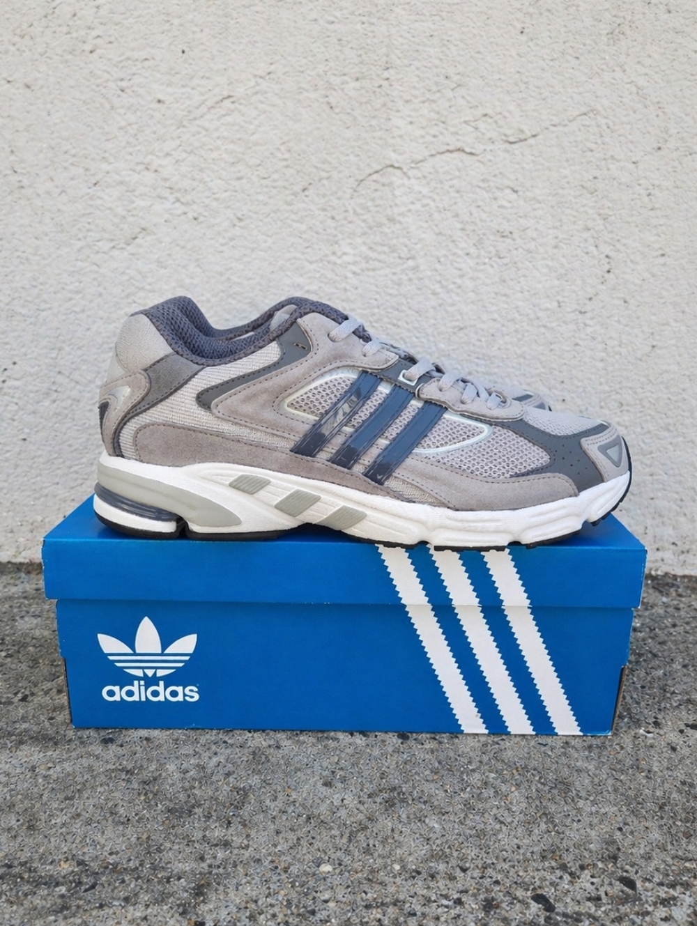 Adidas Response CL 10.5 Grey/Blue Clean Pair w/ Box